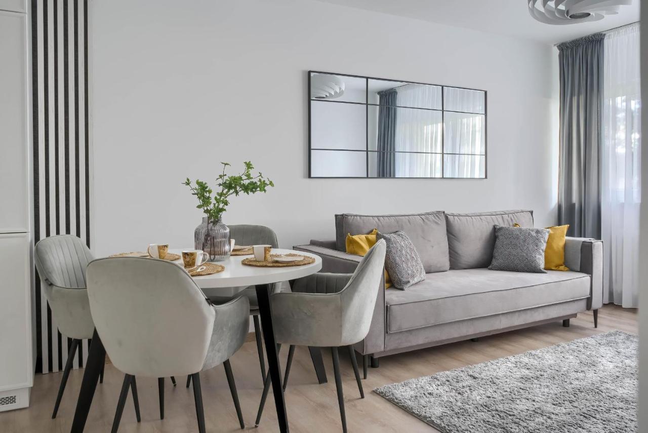 ורשה Corolla Apartments Solidarnosci 96 מראה חיצוני תמונה
